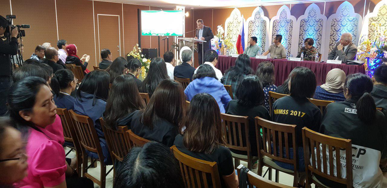 در گردهمایی کاتولیکها و مسلمانان فیلیپین چه گذشت؟ در گردهمایی کاتولیکها و مسلمانان فیلیپین چه گذشت؟