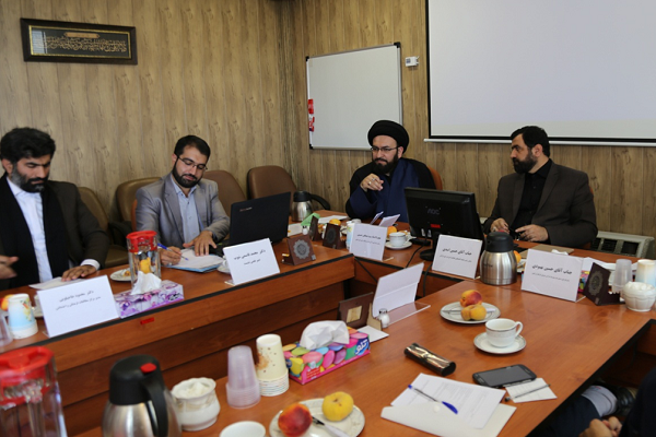 تبیین دلایل کم اثر بودن مجموعههای قرآنی کشور / فعالیت 20 تا 30 هزار مجموعه تبیین دلایل کم اثر بودن مجموعههای قرآنی کشور / فعالیت 20 تا 30 هزار مجموعه