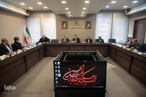 تأکید بر استقرار پایگاه پایاننامههای قرآنی در تهران تأکید بر استقرار پایگاه پایاننامههای قرآنی در تهران