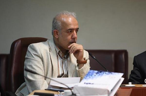 خادمان قرآن آذرماه با حضور وزیر ارشاد تجلیل می شوند