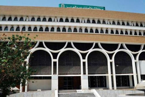 نگهداری قرآن&zwnj;های خطی نادر در کتابخانه وقفی مدینه