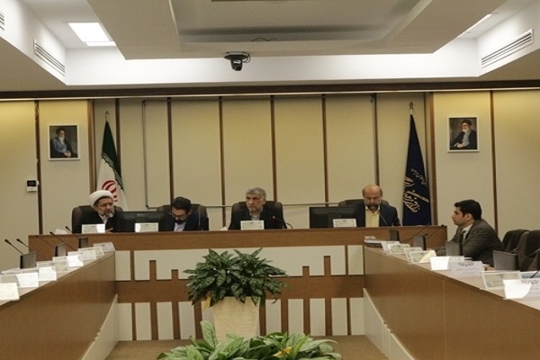 تصویب مدل تقسیم وظایف دستگاههای عضو کمیسیون توسعه تصویب مدل تقسیم وظایف دستگاههای عضو کمیسیون توسعه