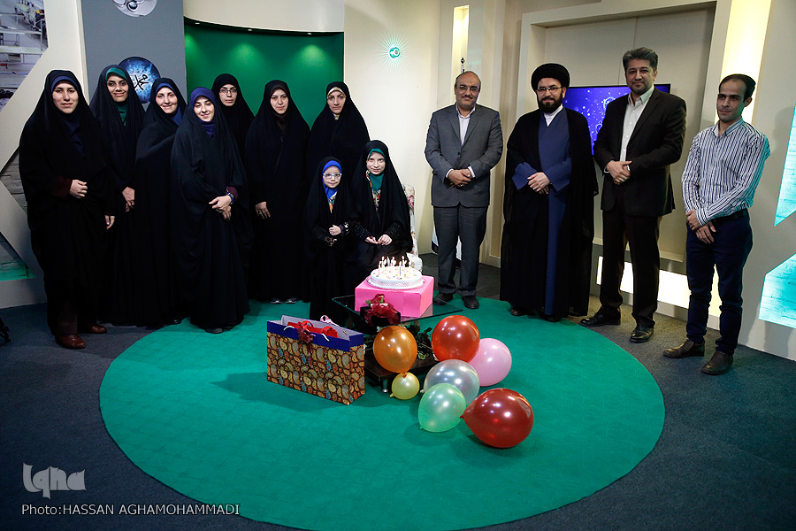 گزارش یک جشن تولد متفاوت برای &laquo;زهرا&raquo;