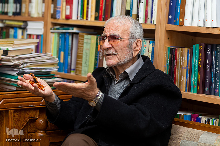 فلسفه چندان به درد زندگی روزمره نمیخورد و از من اثر کاربردی نخواهید/متاسفم که امروز فلسفه خوب خوانده نمیشود/علامه طباطبایی به هستها اکتفا نمیکرد دینانی