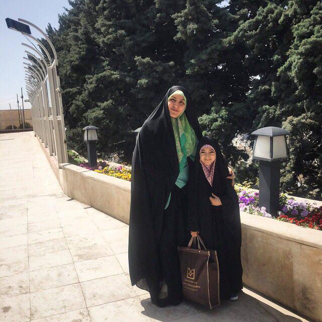 تجلیل از بانوان قرآنی صرفاً تشویق است و کار عملی در کنار آن نیست