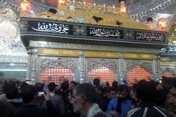 کاظمین و سامرا؛ از آرامش در زیارت تا خودروهای صلواتی + عکس کاظمین و سامرا؛ از آرامش در زیارت تا خودروهای صلواتی + عکس