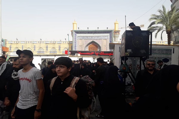 کاظمین و سامرا؛ از آرامش در زیارت تا خودروهای صلواتی + عکس کاظمین و سامرا؛ از آرامش در زیارت تا خودروهای صلواتی + عکس