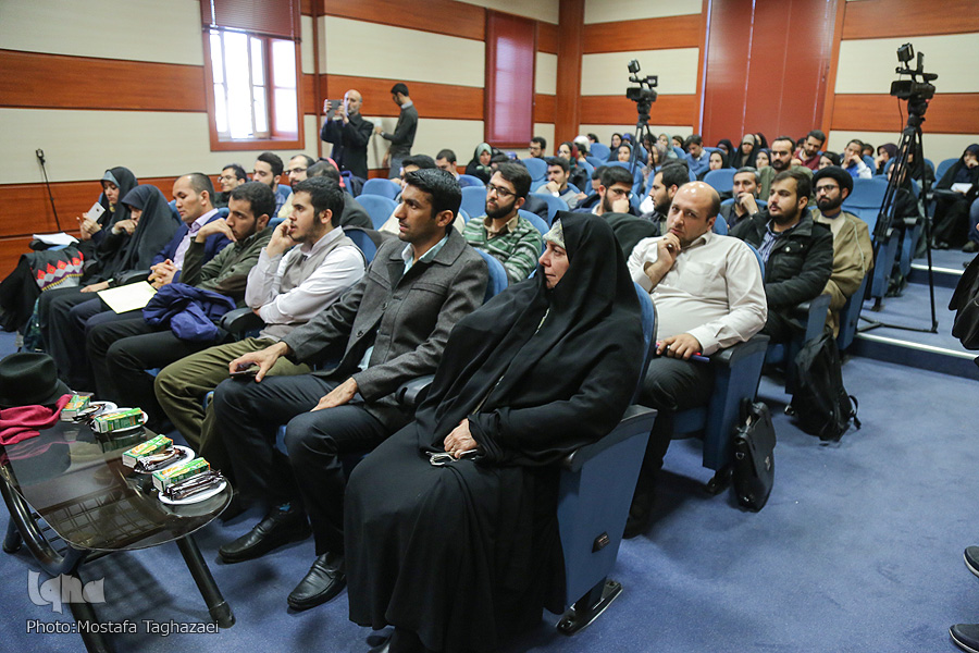 محدثی: برخی آرای موسی صدر خام و غیرواقع&zwnj;بینانه است/ زائری: مطالعه دقیق و درکی از آن فضا ندارید