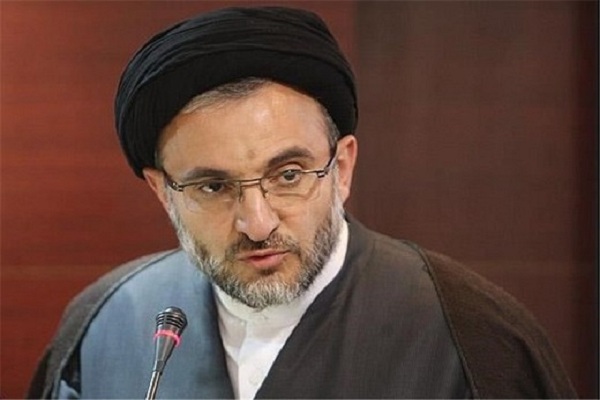 تأکید رئیس سازمان اوقاف بر برون سپاری بخش هایی از مسابقات قرآن تأکید رئیس سازمان اوقاف بر برون سپاری بخش هایی از مسابقات قرآن