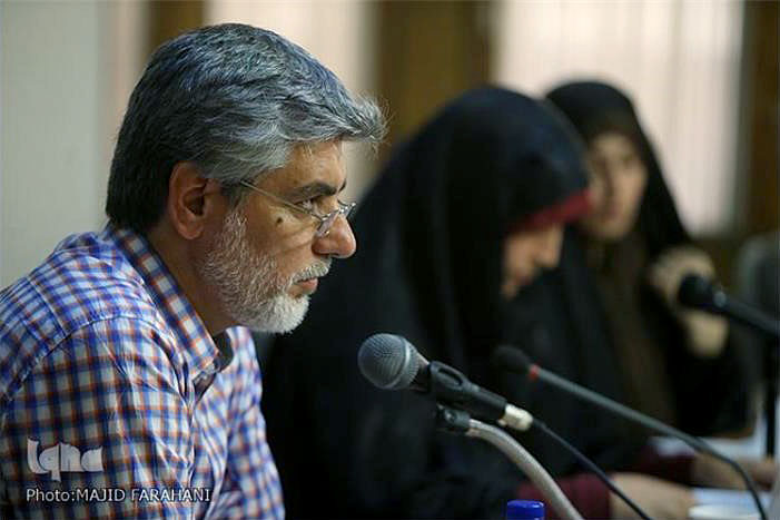 نقش عقل خودبنیاد در توسعه گستره معنای باطنی قرآن/ رویکرد «خوانندهمحور» در تفسیر نقش عقل خودبنیاد در توسعه گستره معنای باطنی قرآن/ رویکرد «خوانندهمحور» در تفسیر