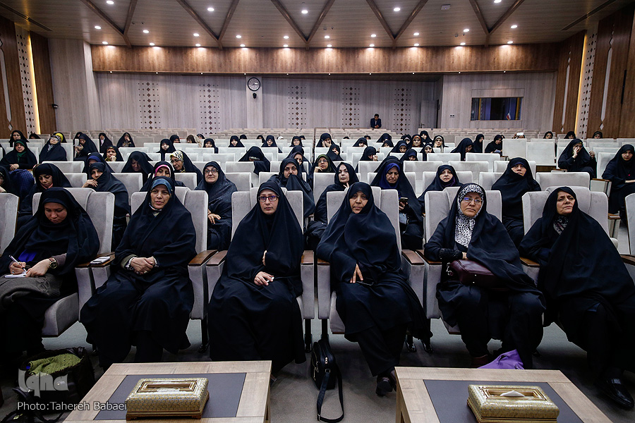 پانزدهمین همایش بین&zwnj;المللی بانوان قرآن پژوه آغاز شد