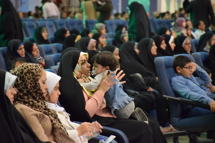 حضور پر رنگ مادران در رویدادهای قرآنی/ دغدغهها را جدی بگیریم حضور پر رنگ مادران در رویدادهای قرآنی/ دغدغهها را جدی بگیریم