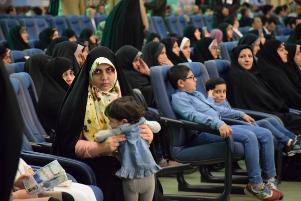 حضور پر رنگ مادران در رویدادهای قرآنی/ دغدغهها را جدی بگیریم حضور پر رنگ مادران در رویدادهای قرآنی/ دغدغهها را جدی بگیریم
