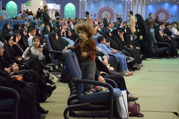 حضور پر رنگ مادران در رویدادهای قرآنی/ دغدغهها را جدی بگیریم حضور پر رنگ مادران در رویدادهای قرآنی/ دغدغهها را جدی بگیریم