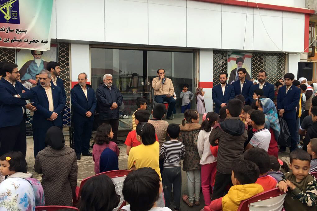 حضور گروه جهادی قرآنی در مناطق سیل&zwnj;زده آق&zwnj;قلا