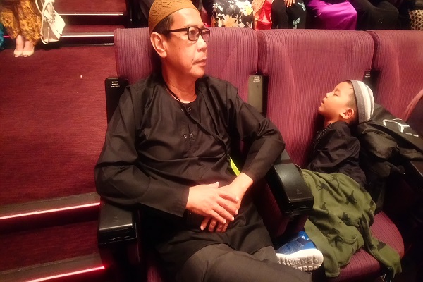 حضور متسابقان در کاخ ملی در روز پایانی مسابقات + عکس حضور متسابقان در کاخ ملی در روز پایانی مسابقات + عکس