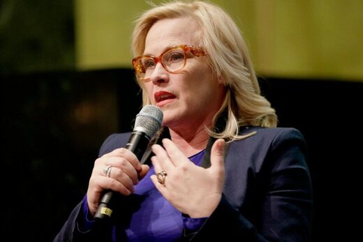 پرچم سرخ انتقام در شبکه&zwnj;های اجتماعی/ سلبریتی&zwnj;های خارجی نیز همراه مردم ایران شدند