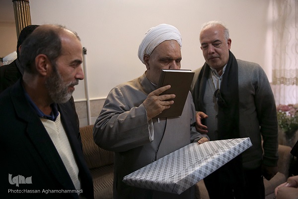 حجتالاسلام «شهیدیپور»؛ دایرةالمعارف قرآنی کشور/ آرشیوی با 20 هزار تلاوت ناب حجتالاسلام «شهیدیپور»؛ دایرةالمعارف قرآنی کشور/ آرشیوی با 20 هزار تلاوت ناب