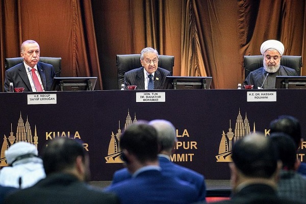 ادیت شده؛ مبلغ سعودی مدعی مغایرت اجلاس کوالالامپور با قرآن شد&nbsp;