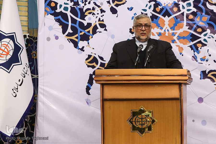 پایه هر استدلالی در قرآن تحقیق و پژوهش است پایه هر استدلالی در قرآن تحقیق و پژوهش است