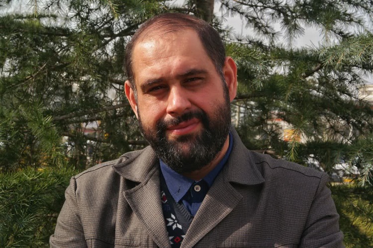 میان صلح&zwnj;طلبی حضرت عیسی و مسیحیت کنونی یکسان&zwnj;انگاری نکنیم