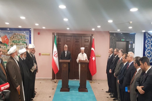 دولت&zwnj;های استکباری زمینه&zwnj;ساز بروز فتنه&zwnj;هایی همچون داعش هستند