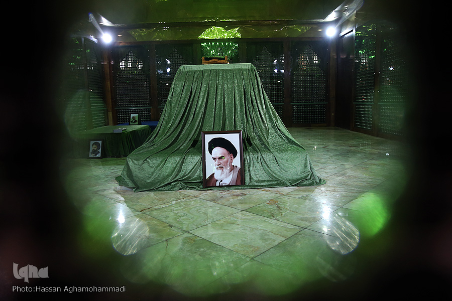 ویژه برنامههای گرامیداشت چهل و یکمین سالگرد پیروزی انقلاب آغاز شد ویژه برنامههای گرامیداشت چهل و یکمین سالگرد پیروزی انقلاب آغاز شد