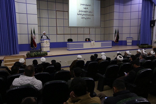 هنوز ابعاد و برکات متعدد انقلاب اسلامی نمایان نشده است