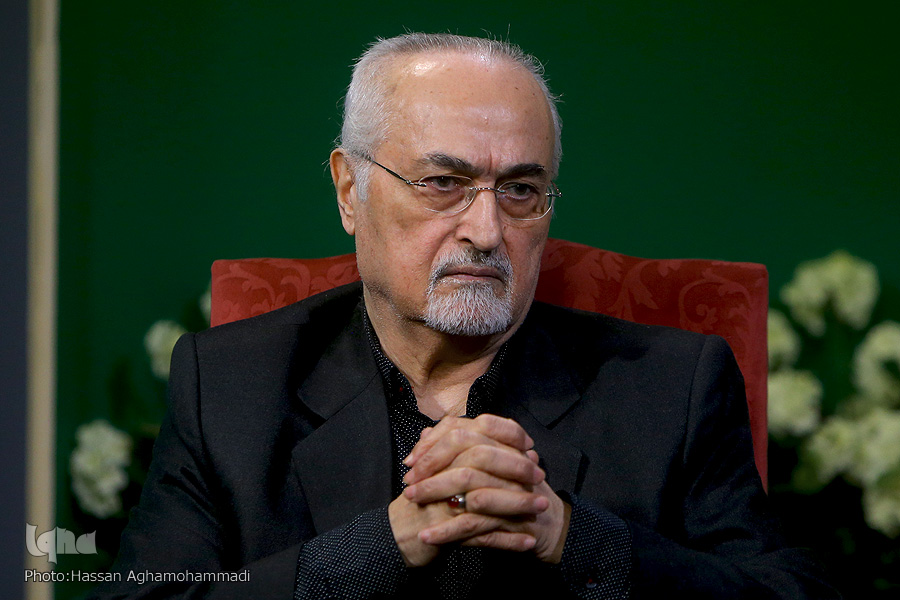 ایرج توتونچیان معاون اسبق وزیر اقتصاد ایرج توتونچیان معاون اسبق وزیر اقتصاد