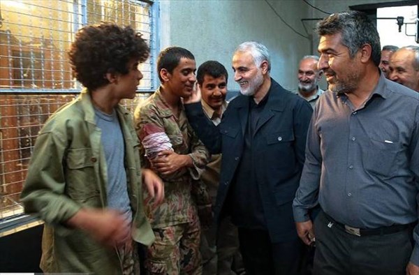 ادای دین سینمای ایران به حاج قاسم ادای دین سینمای ایران به حاج قاسم