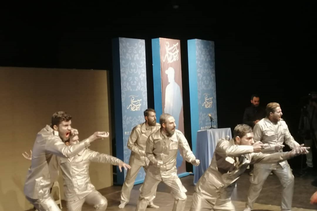 هنرمندان مبلغ مکتب حاج قاسم باشند