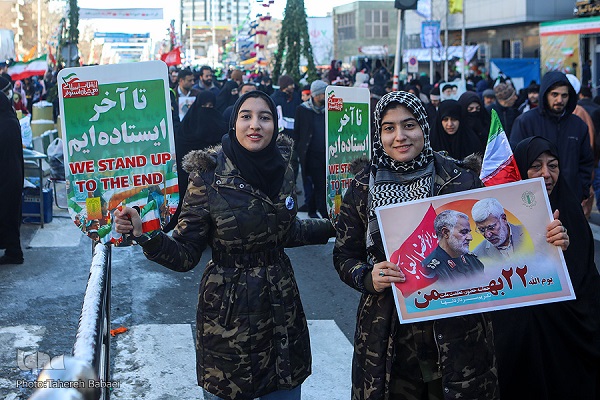 شکوه انقلاب، گرمی&zwnj;بخش روزهای سرد ایران