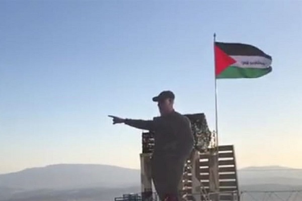 فیلم | تمثال سردار سلیمانی در مرز لبنان و فلسطین / خون شهدا به مقاومت شاخ و برگ می&zwnj;دهد