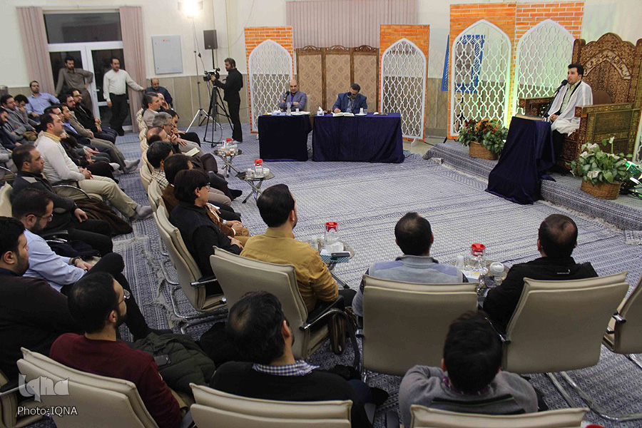 ابوالقاسمی و کرمی در پنجمین جلسه ارتقای قاریان