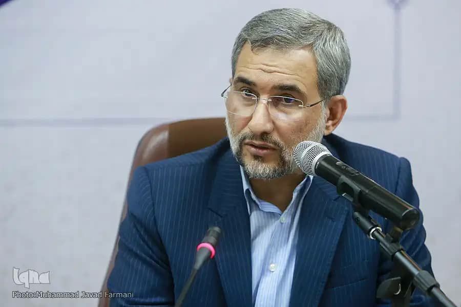 مروری بر واکنشها نسبت به کتابسوزی تبریزیان/ آتشی از خرمن بیخردی مروری بر واکنشها نسبت به کتابسوزی تبریزیان/ آتشی از خرمن بیخردی