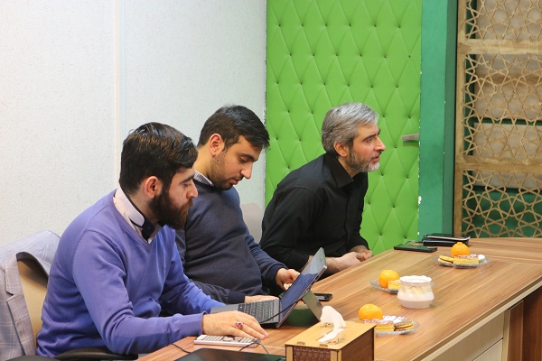 برگزاری نشست «چگونگی بازاریابی دین با هدف جذب مخاطبان موسسات قرآنی» برگزاری نشست «چگونگی بازاریابی دین با هدف جذب مخاطبان موسسات قرآنی»