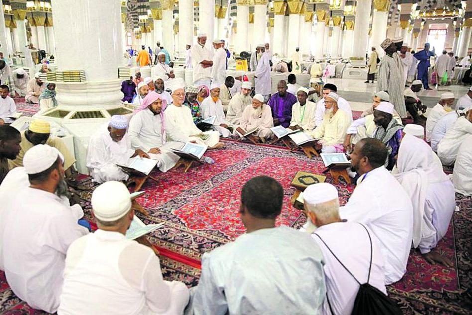 تعطیلی حلقههای حفظ قرآن در عربستان به دلیل کرونا تعطیلی حلقههای حفظ قرآن در عربستان به دلیل کرونا