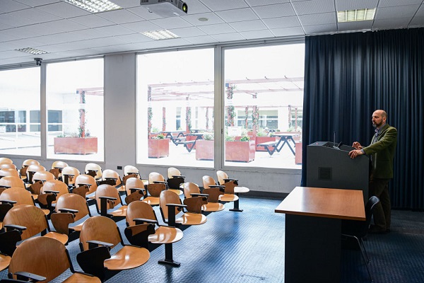 عکس | کرونا و خیابانهای خالی از توریست در جهان عکس | کرونا و خیابانهای خالی از توریست در جهان