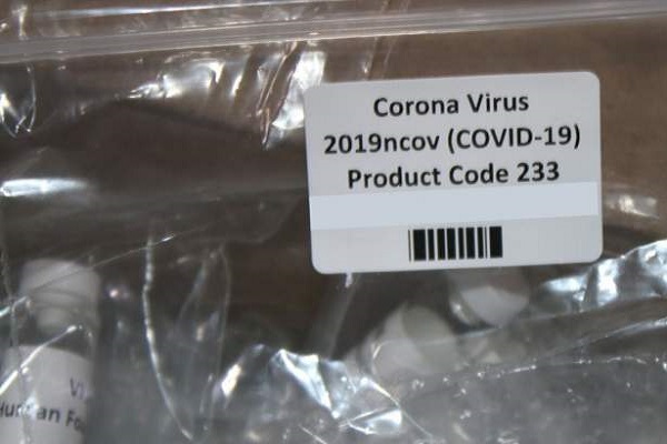 اخبار کرونا/ از فرار ملکه انگلیس به نقطه امن تا نرم افزار ضدعفونی رایگان گوشی&zwnj;های سامسونگ