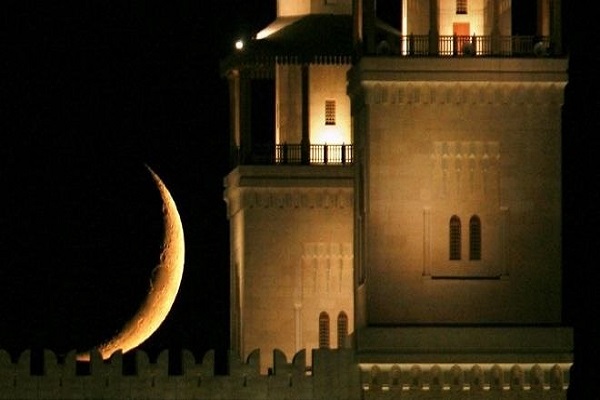 رمضان در عمان؛ تعطیلات 5 روزه فطر و زندان برای روزهخواری رمضان در عمان؛ تعطیلات 5 روزه فطر و زندان برای روزهخواری