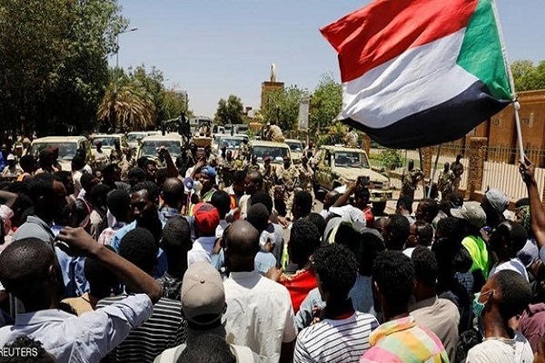 چشم&zwnj;انداز مبهم سودان با سیطره نظامیان بر عرصه قدرت