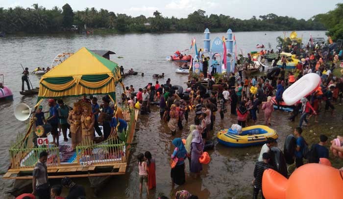 13 سنت برای استقبال از ماه رمضان در اندونزی+عکس 13 سنت برای استقبال از ماه رمضان در اندونزی+عکس