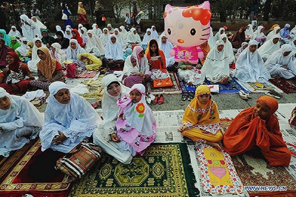 رمضان در مالزی؛ از چشم&zwnj;نوازی صف&zwnj;های نماز تا بازار پررونق تخفیف