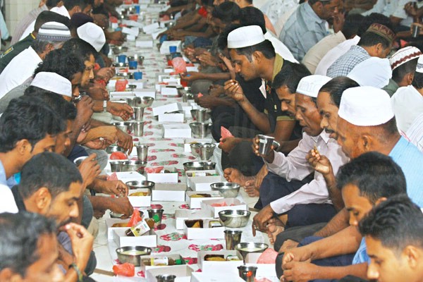 رمضان در سریلانکا؛ ماه ختم انفرادی قرآن و اعتکاف در مساجد