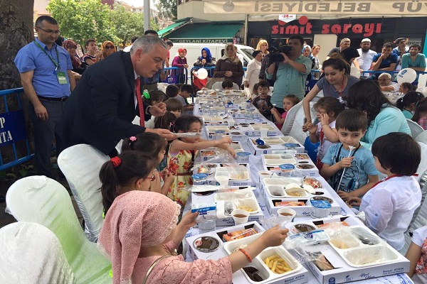 رمضان در ترکیه؛ ماه چاوشی خوانی و اجرای موسیقی عرفانی