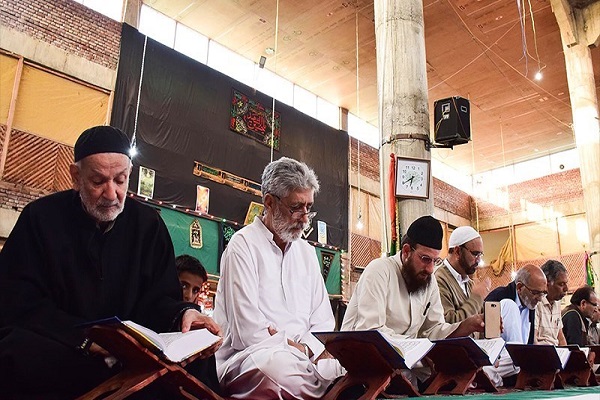 ضرورت تلاش در برگزاری محافل قرآن کنار جلسات اهل بیت(ع) ضرورت تلاش در برگزاری محافل قرآن کنار جلسات اهل بیت(ع)