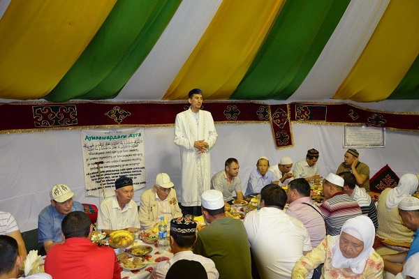 آماده/شنبه//رمضان قزاقستان؛ از افطاری&zwnj;های مردمی تا شب قدر متفاوت &laquo;نورسلطان&raquo;