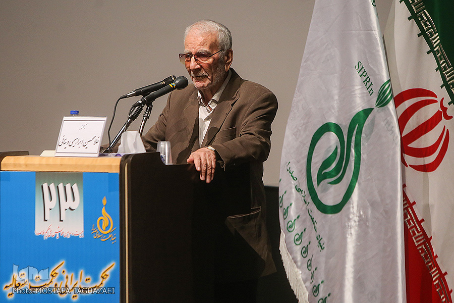 گذری بر حاشیه&zwnj;های همایش ملاصدرا/ از دفاع تمام&zwnj;قد از حکمت ایرانی تا انتقاد از پیوند فلسفه و نژاد