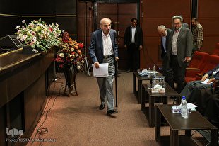 گذری بر حاشیه&zwnj;های همایش ملاصدرا/ از دفاع تمام&zwnj;قد از حکمت ایرانی تا انتقاد از پیوند فلسفه و نژاد