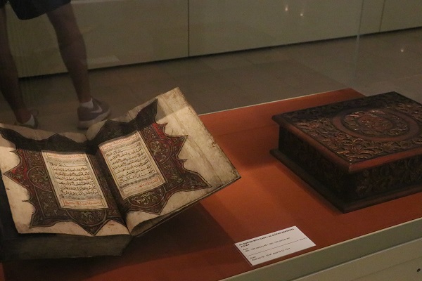 موزه اسلامی مالزی؛ کلکسیون قرآن&zwnj;های خطی&zwnj; و یادگارهای ایران و چین + عکس